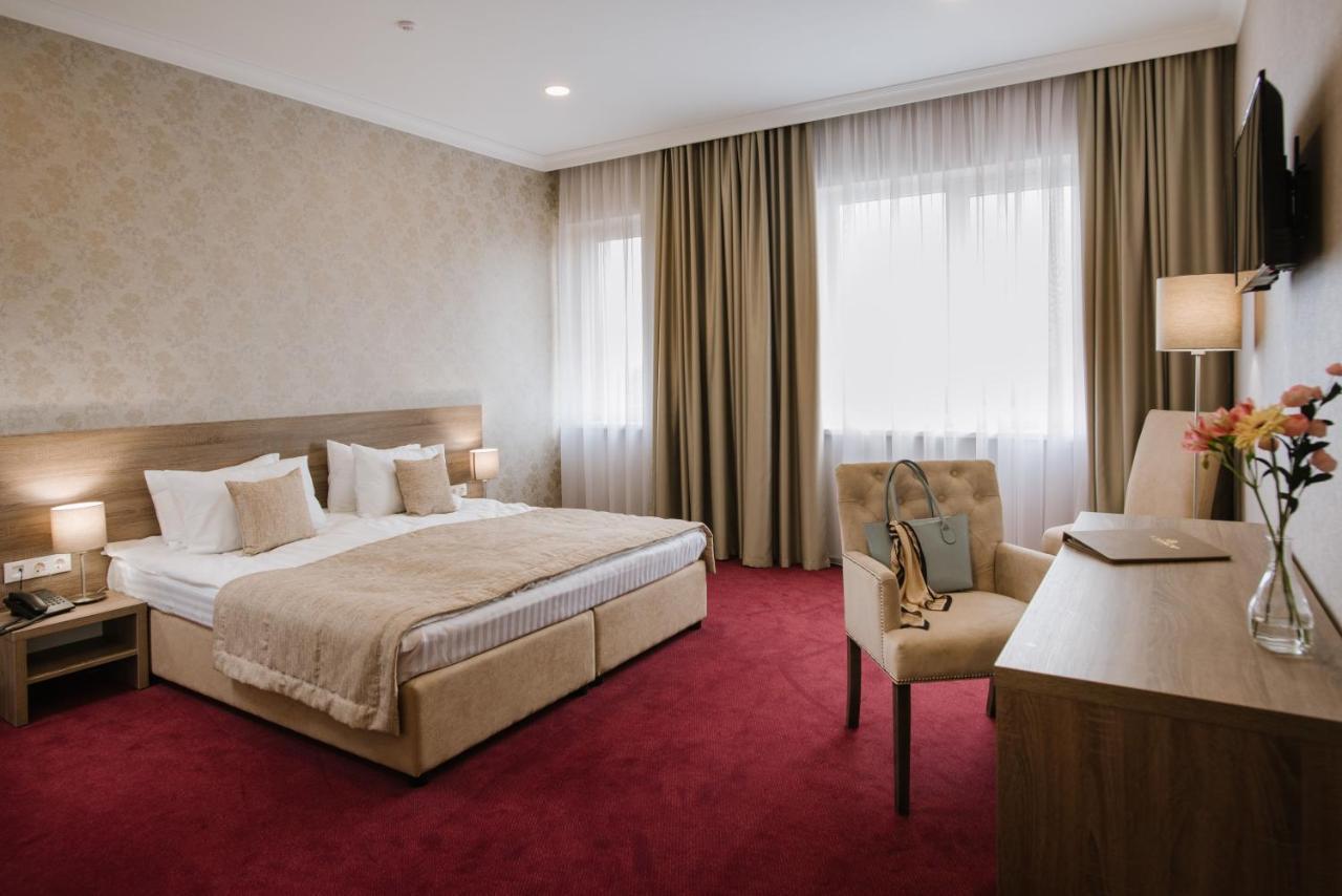Hotel Alkor Truskavets Exteriör bild