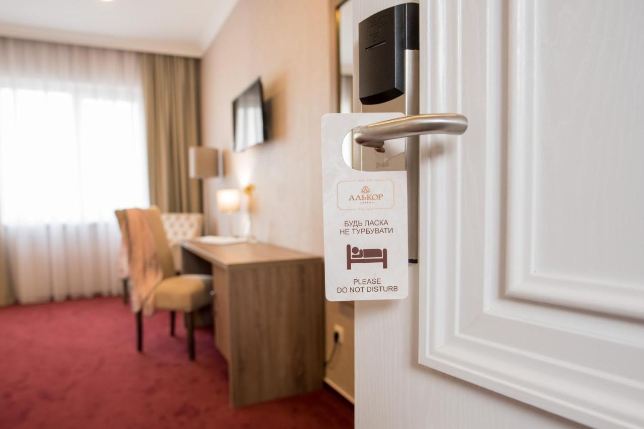 Hotel Alkor Truskavets Exteriör bild